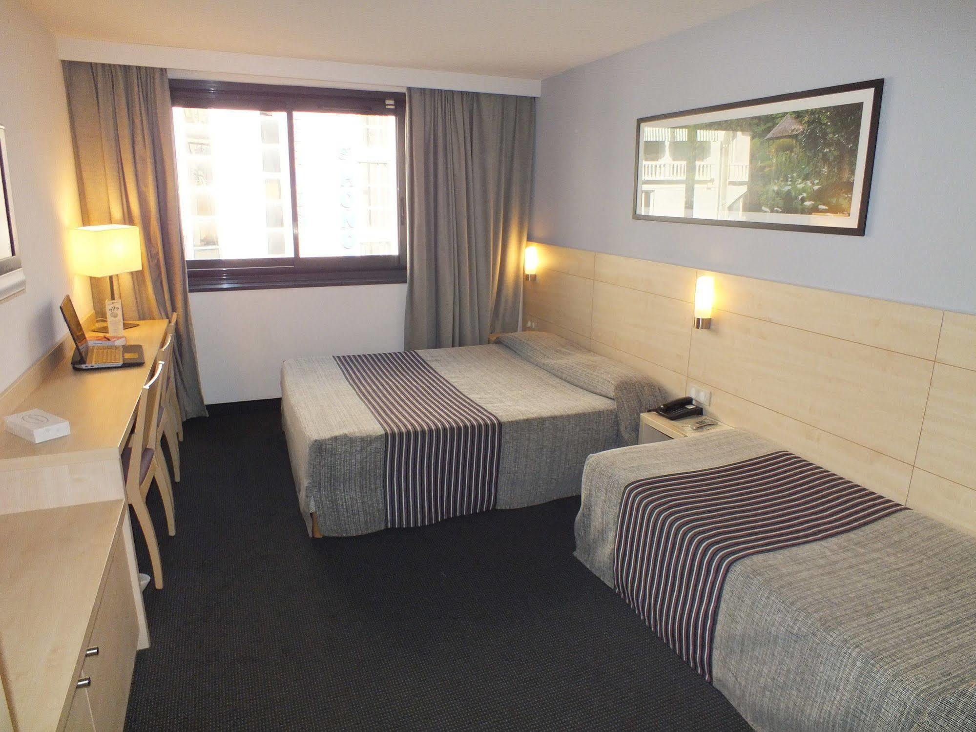 Hotel Padoue Lourdes Esterno foto